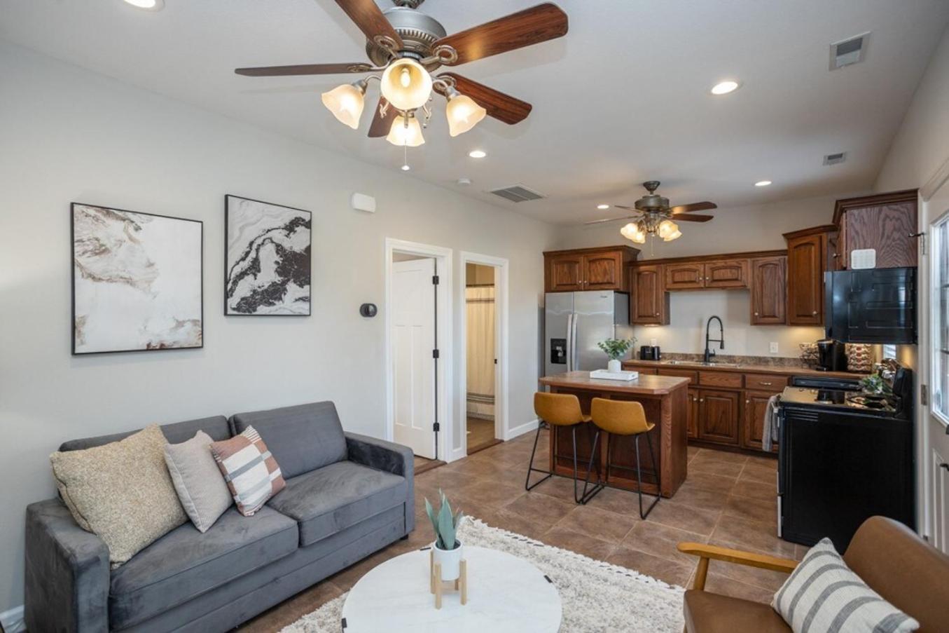 Tiny Home With Hot Tub Near Ft Leonard Wood! Waynesville Экстерьер фото